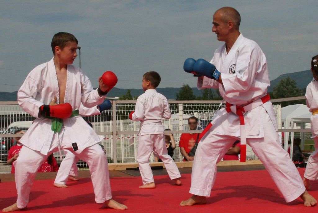 Le karaté un sport pour tous/image non disponible